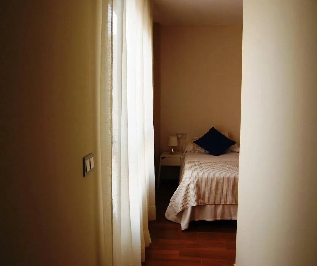 Centrico Nuevo Dos Banos Parking Apartment Seville