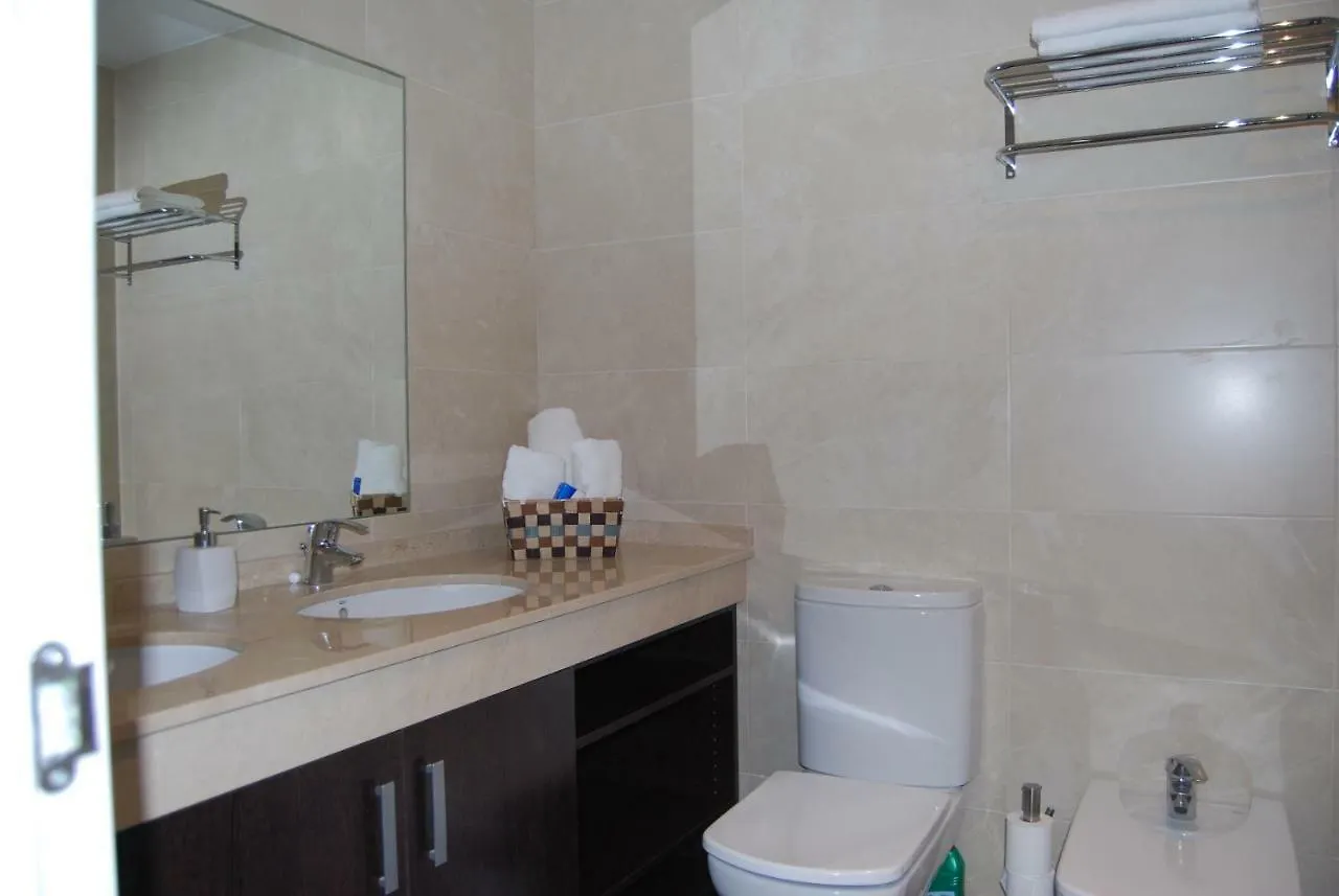 Centrico Nuevo Dos Banos Parking Apartment Seville Spain