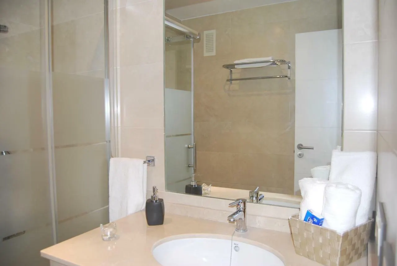 Centrico Nuevo Dos Banos Parking Apartment Seville